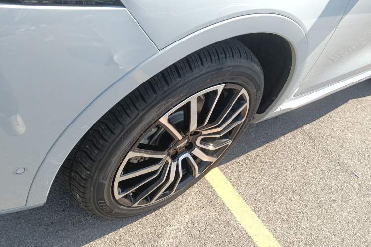 Used Wey Mocha 2021 2.0T Two-Wheel-Drive Premium Edition Exterior 7