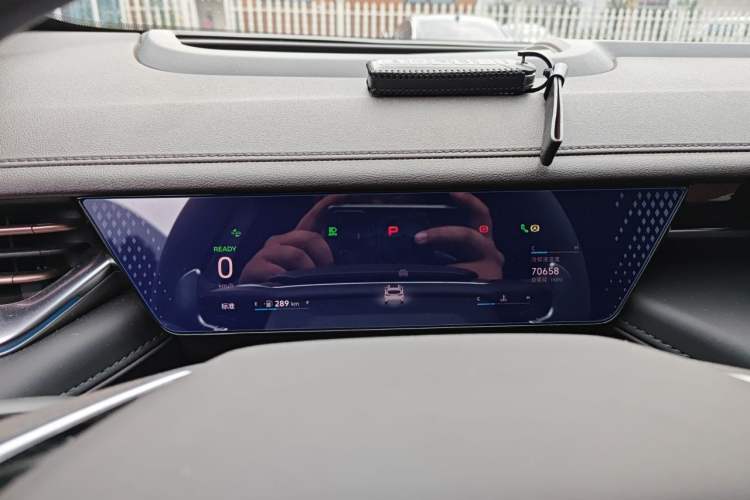 Used Wey Mocha 2021 2.0T Two-Wheel-Drive Premium Edition Instrument Cluster