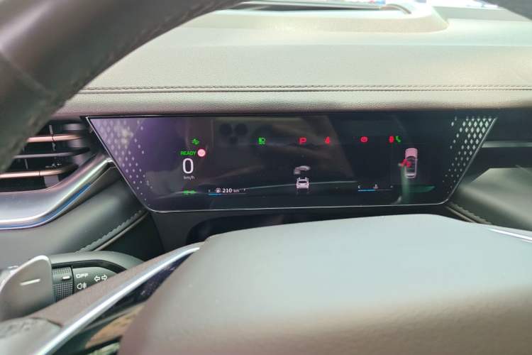 Used Wey Mocha 2021 2.0T Two-Wheel-Drive Premium Edition Instrument Cluster