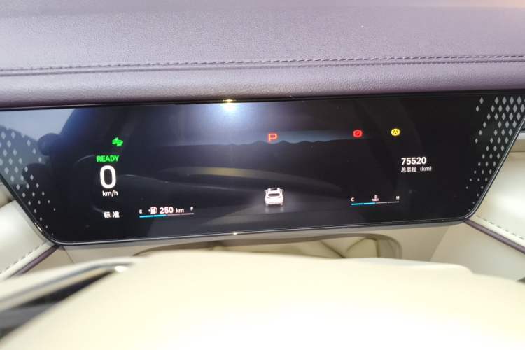 Used Wey Mocha 2021 2.0T Two-Wheel-Drive Ultra-Strong Version Instrument Cluster