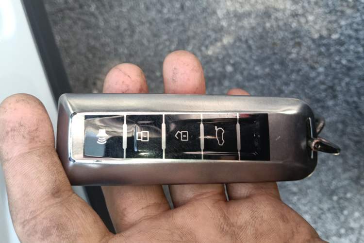 Used Wey Mocha 2021 2.0T Two-Wheel-Drive Premium Edition Interior 1