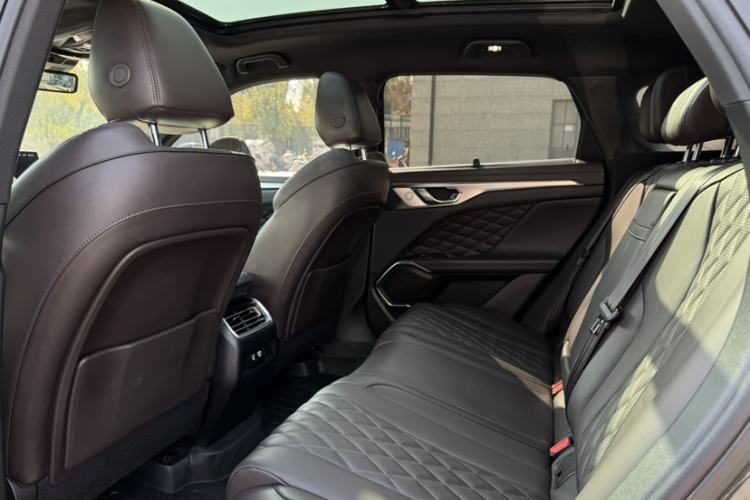 Used Wey Mocha 2021 2.0T Two-Wheel-Drive Premium Edition Interior 3