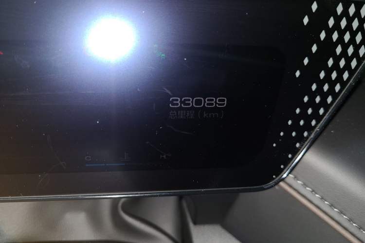 Used Wey Mocha 2021 2.0T Two-Wheel-Drive Ultra-Strong Version Odometer Close Up
