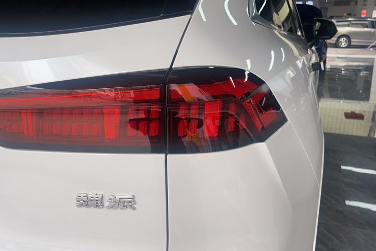Used Wey Mocha 2021 2.0T Two-Wheel-Drive Ultra-Strong Version Right Rear Taillight