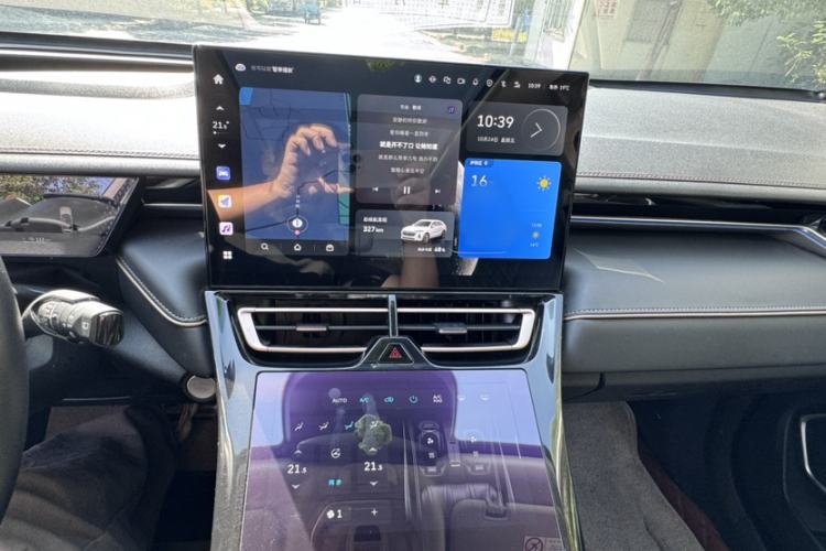 Used Wey Mocha New Energy 2022 1.5T Zero-Anxiety Performance Edition Audio And AC Panel
