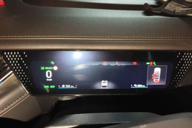 Used Wey Mocha New Energy 2022 1.5T Zero-Anxiety Smart Enjoyment Edition Instrument Cluster