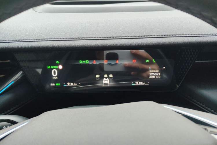 Used Wey Mocha New Energy 2022 1.5T Zero-Anxiety Performance Edition Instrument Cluster