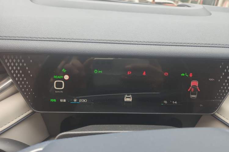 Used Wey Mocha New Energy 2022 1.5T Zero-Anxiety Performance Edition Instrument Cluster