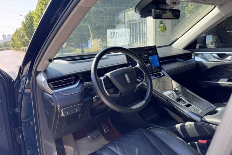 Used Wey Mocha New Energy 2022 1.5T Zero-Anxiety Performance Edition Interior 4