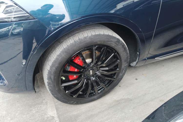 Used Wey Mocha New Energy 2022 1.5T Zero-Anxiety Performance Edition Left Front Wheel Hub