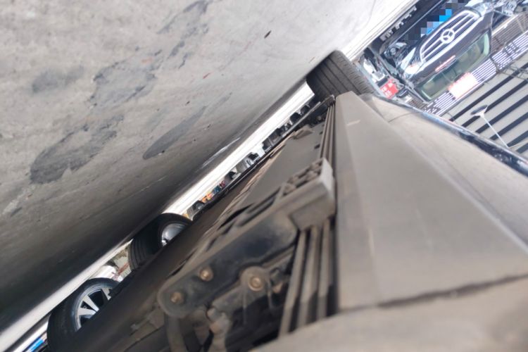 Used Wey Mocha New Energy 2022 1.5T Zero-Anxiety Performance Edition Left Side Sill