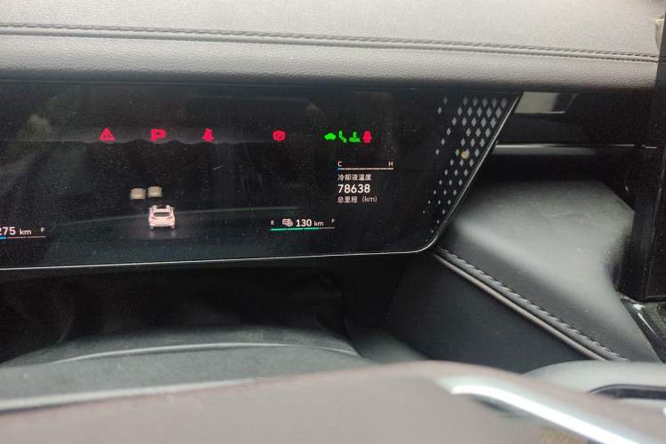 Used Wey Mocha New Energy 2022 1.5T Zero-Anxiety Performance Edition Odometer Close Up