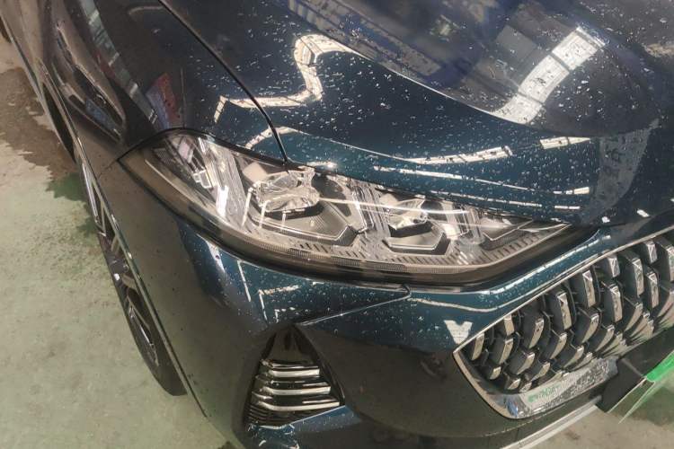 Used Wey Mocha New Energy 2022 1.5T Zero-Anxiety Performance Edition Right Front Headlight