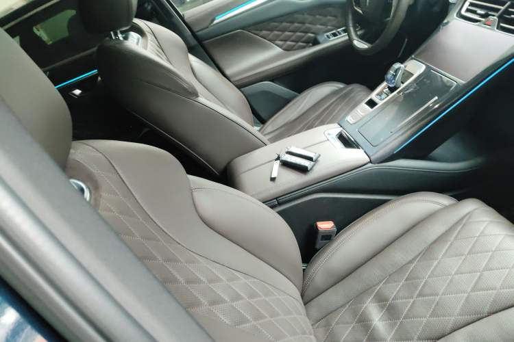 Used Wey Mocha New Energy 2022 1.5T Zero-Anxiety Performance Edition Right Front Seat