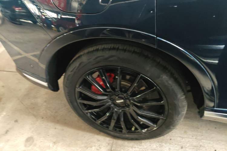 Used Wey Mocha New Energy 2022 1.5T Zero-Anxiety Performance Edition Right Rear Wheel Hub