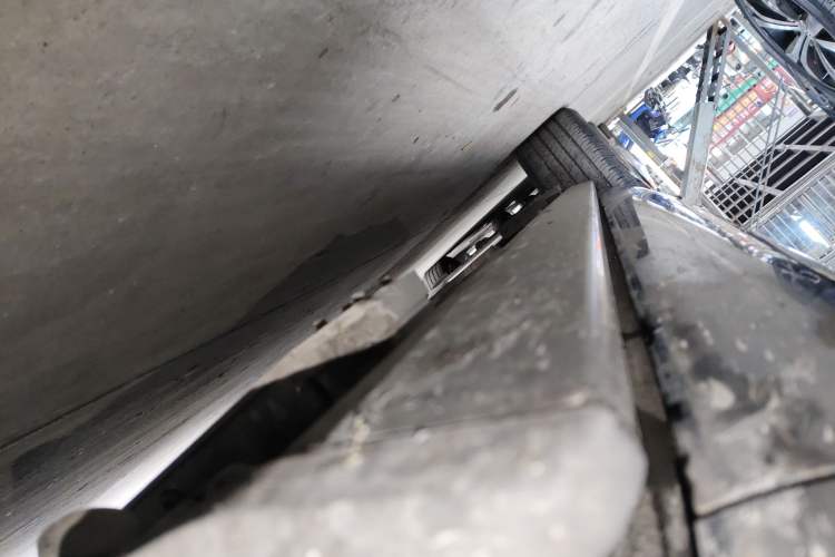 Used Wey Mocha New Energy 2022 1.5T Zero-Anxiety Performance Edition Right Side Sill