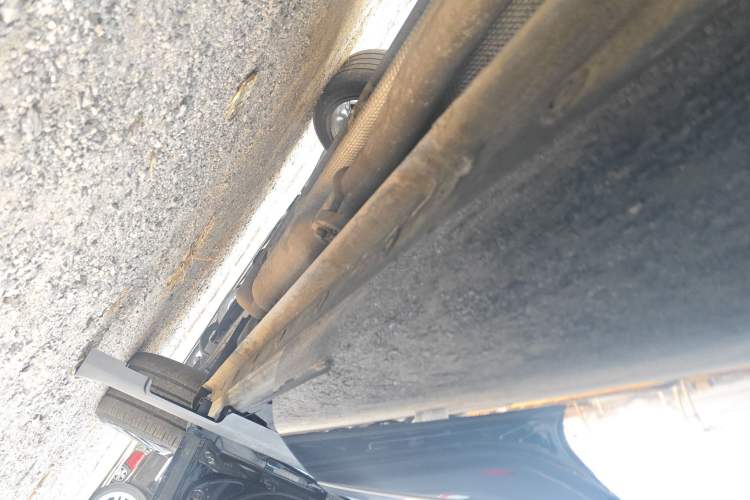 Used Wey Mocha New Energy 2022 1.5T Zero-Anxiety Performance Edition Right Side Sill
