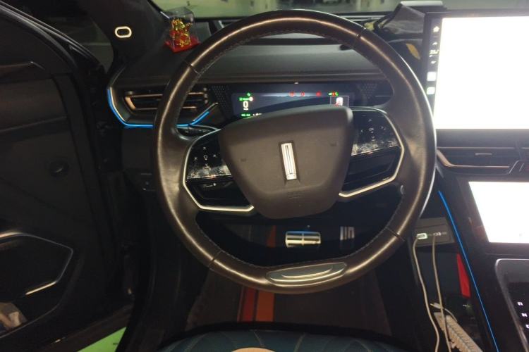 Used Wey Mocha New Energy 2022 1.5T Zero-Anxiety Smart Enjoyment Edition Steering Wheel