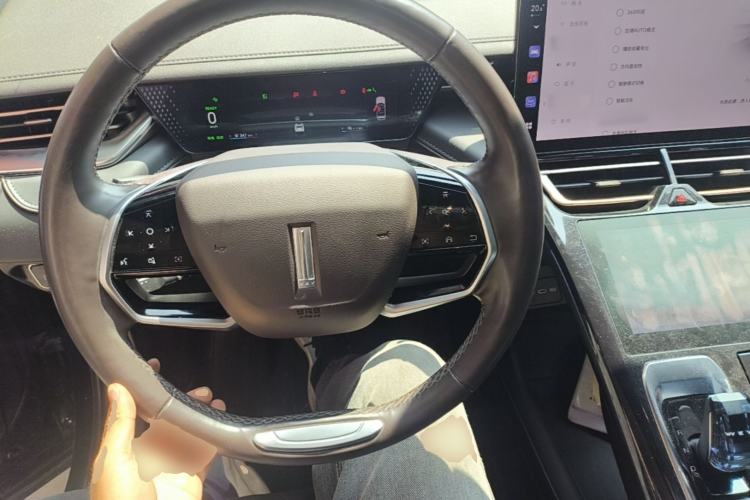 Used Wey Mocha New Energy 2022 1.5T Zero-Anxiety Performance Edition Steering Wheel