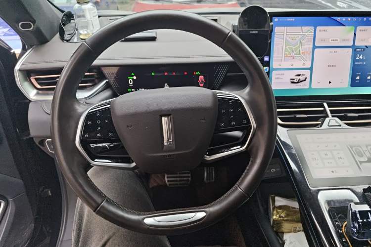 Used Wey Mocha New Energy 2022 1.5T Zero-Anxiety Performance Edition Steering Wheel