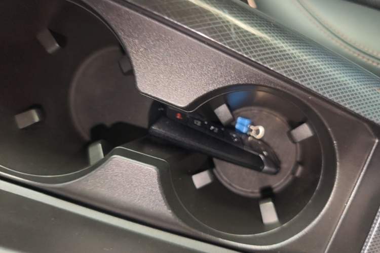 Used Wey Mocha New Energy 2022 1.5T Zero-Anxiety Performance Edition Vehicle Key