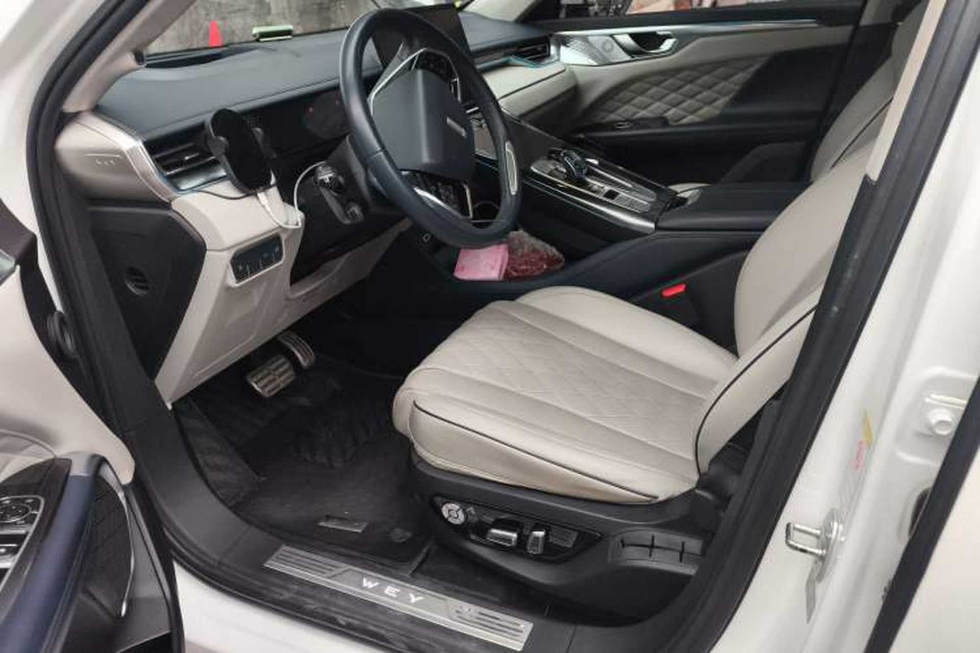 Used Wey Mocha New Energy 2022 1.5T Zero-Anxiety Performance Edition Left Front Seat