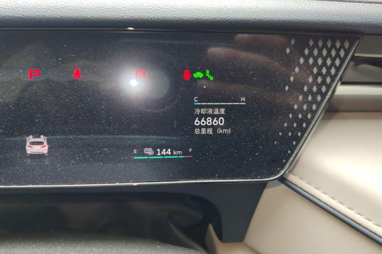 Used Wey Mocha New Energy 2022 1.5T Zero-Anxiety Performance Edition Odometer Close Up