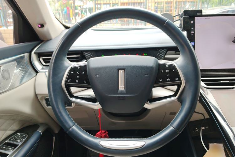 Used Wey Mocha New Energy 2022 1.5T Zero-Anxiety Performance Edition Steering Wheel