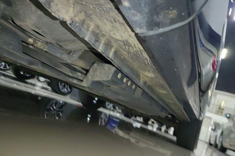 Used Wey Mocha New Energy 2023 Two-Wheel Drive Long-Range Version Left Side Sill