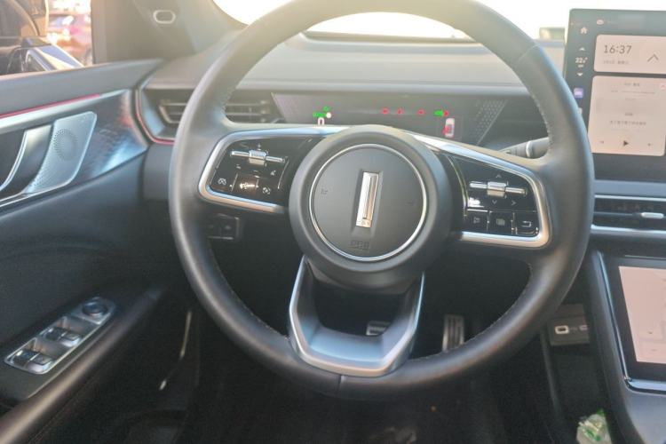 Used Wey Mocha New Energy 2023 Two-Wheel Drive Long-Range Version Steering Wheel