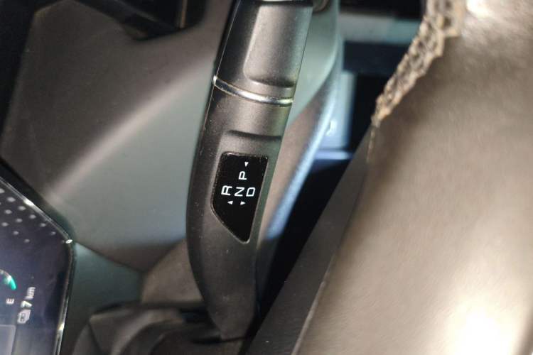 Used Wey Mocha New Energy 2023 Two-Wheel Drive Long-Range Version Gear Lever