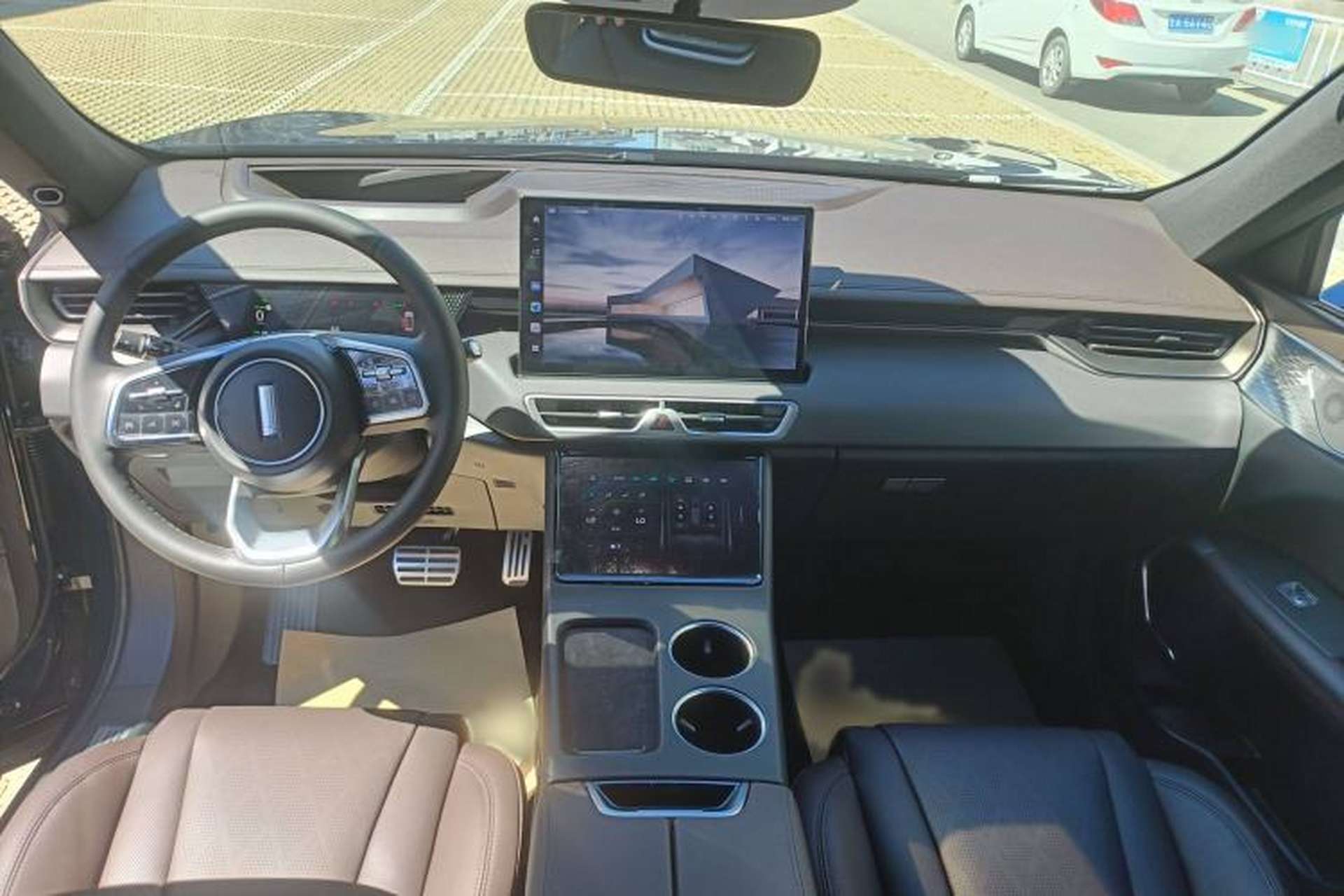 Used Wey Mocha New Energy 2023 Two-Wheel Drive Long-Range Version Interior 1