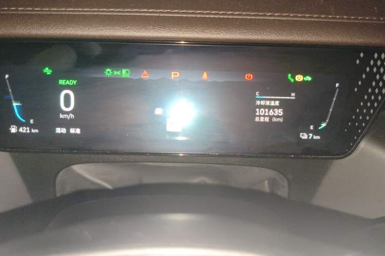 Used Wey Mocha New Energy 2023 Two-Wheel Drive Long-Range Version Odometer Close Up