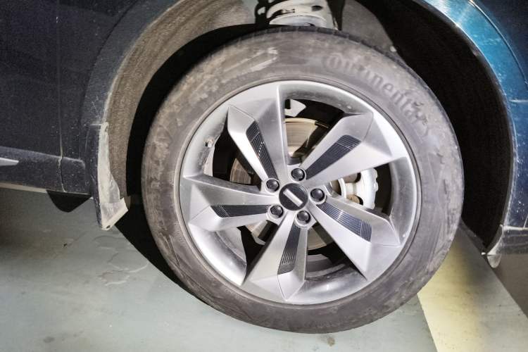 Used Wey Mocha New Energy 2023 Two-Wheel Drive Long-Range Version Right Front Wheel Hub