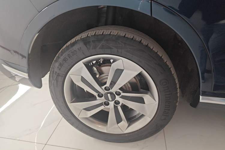 Used Wey Mocha New Energy 2023 Two-Wheel Drive Long-Range Version Right Rear Wheel Hub