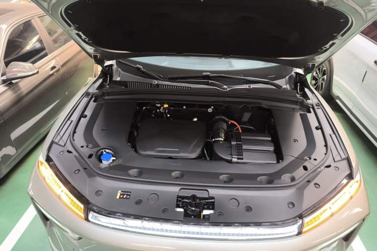 Used Wey Mocha New Energy 2023 Two-Wheel Drive Long-Range Version Engine Bay