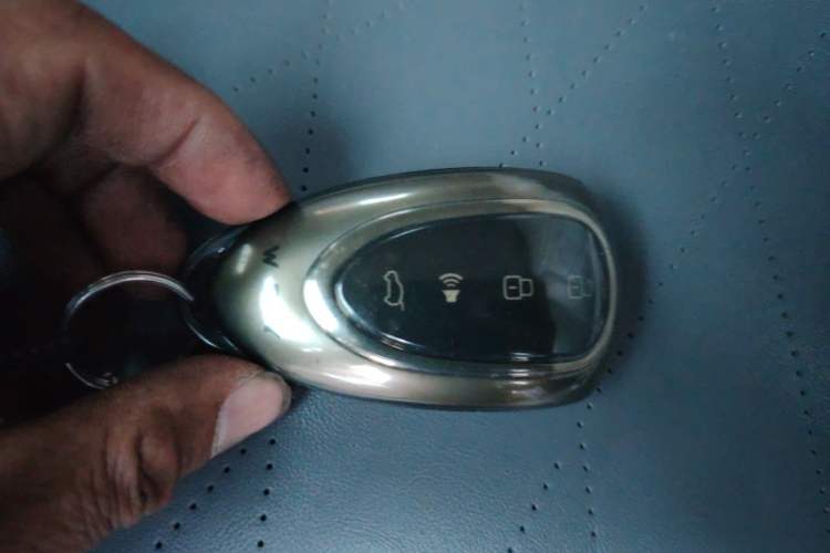 Used Wey Mocha New Energy 2023 Two-Wheel Drive Long-Range Version Vehicle Key