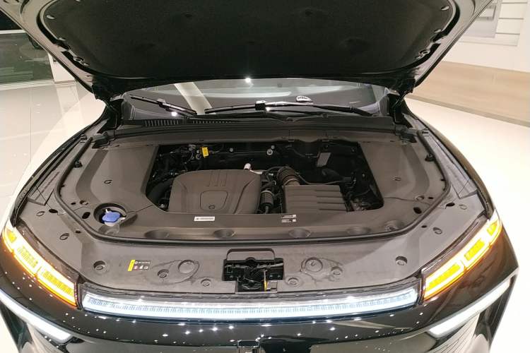 Used Wey Mocha New Energy 2024 Hi4 Four-Wheel Drive Long-Range Version Engine Bay