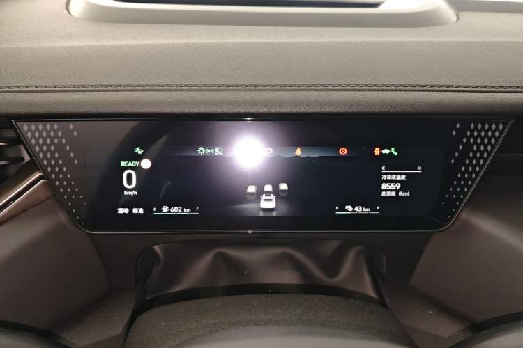 Used Wey Mocha New Energy 2024 Hi4 Four-Wheel Drive Long-Range Version Instrument Cluster