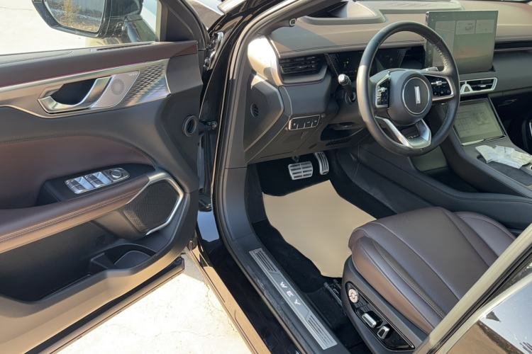 Used Wey Mocha New Energy 2024 Hi4 Four-Wheel Drive Long-Range Version Interior 2