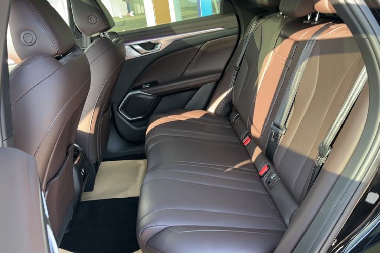 Used Wey Mocha New Energy 2024 Hi4 Four-Wheel Drive Long-Range Version Interior 5