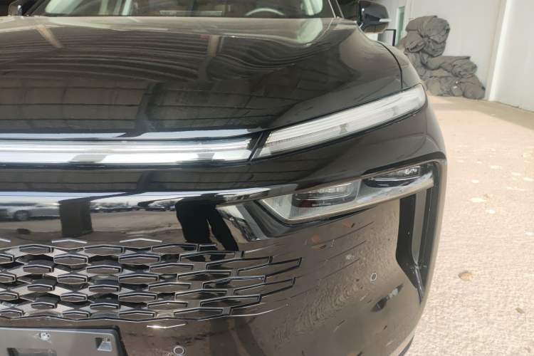 Used Wey Mocha New Energy 2024 Hi4 Four-Wheel Drive Long-Range Version Left Front Headlight
