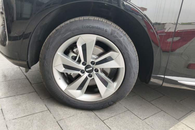 Used Wey Mocha New Energy 2024 Hi4 Four-Wheel Drive Long-Range Version Left Front Wheel Hub