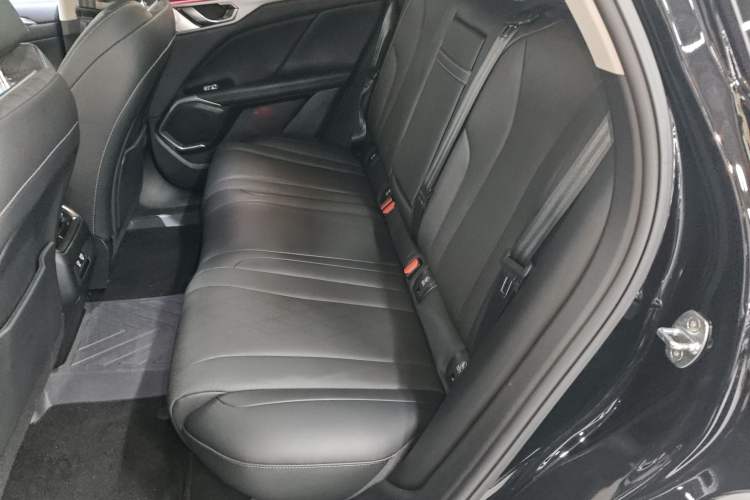 Used Wey Mocha New Energy 2024 Hi4 Four-Wheel Drive Long-Range Version Left Rear Seat