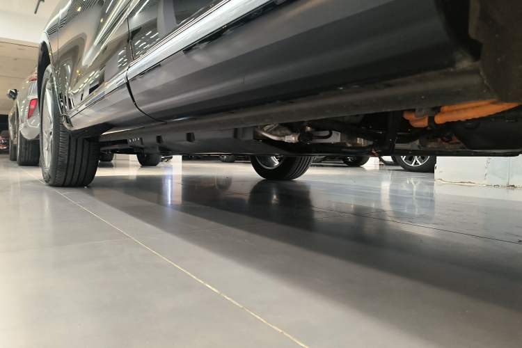 Used Wey Mocha New Energy 2024 Hi4 Four-Wheel Drive Long-Range Version Left Side Sill