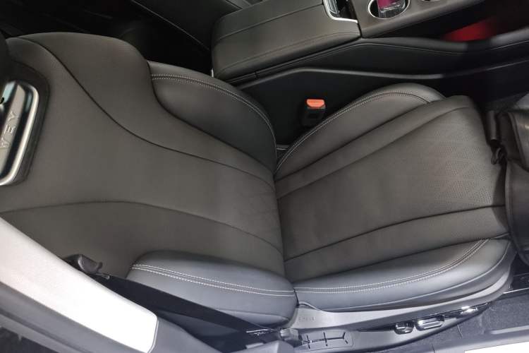 Used Wey Mocha New Energy 2024 Hi4 Four-Wheel Drive Long-Range Version Right Front Seat