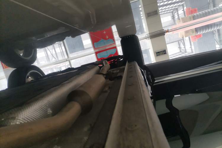 Used Wey Mocha New Energy 2024 Hi4 Four-Wheel Drive Long-Range Version Right Side Sill