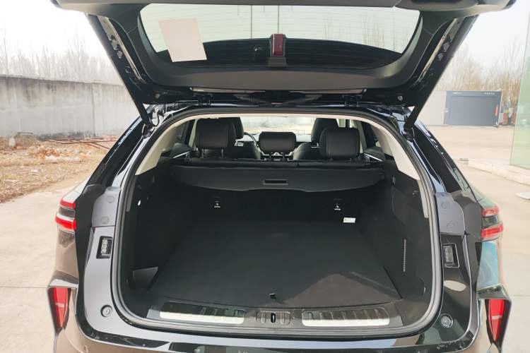Used Wey Mocha New Energy 2024 Hi4 Four-Wheel Drive Long-Range Version Trunk