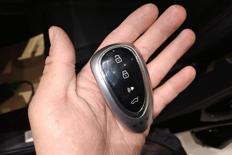 Used Wey Mocha New Energy 2024 Hi4 Four-Wheel Drive Long-Range Version Vehicle Key