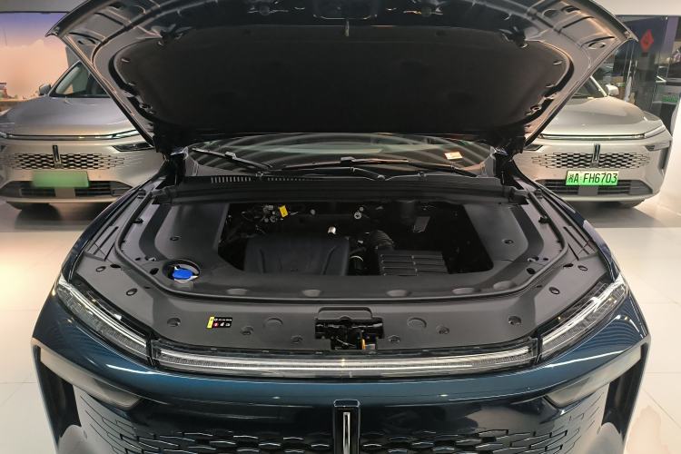 Used Wey Mocha New Energy 2024 Hi4 Four-Wheel Drive Long-Range Version Engine Bay
